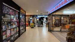 Lucky Plaza (D9), Retail #532532361